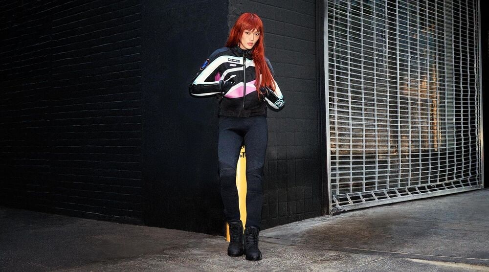 Con la nuova collezione di abbigliamento, Alpinestars trasforma i capi tecnici da moto in streetwear